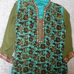Embroidered Green Churidaar Kameez Large